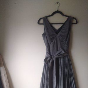 Banana Republic Grey Accordion Pleated Dress Sz 4